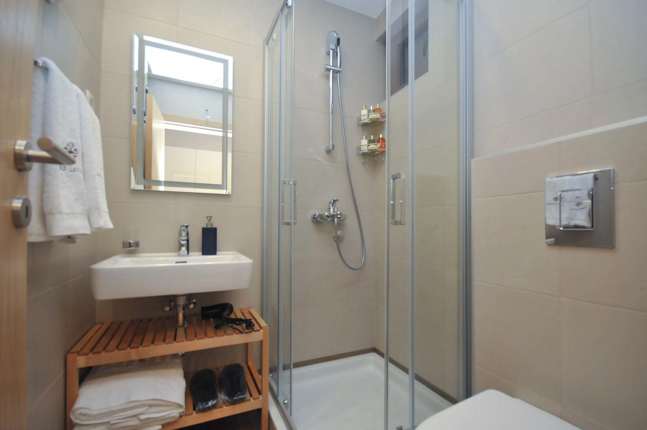 Corso Levante Luxury Suites Petrovac Exteriér fotografie