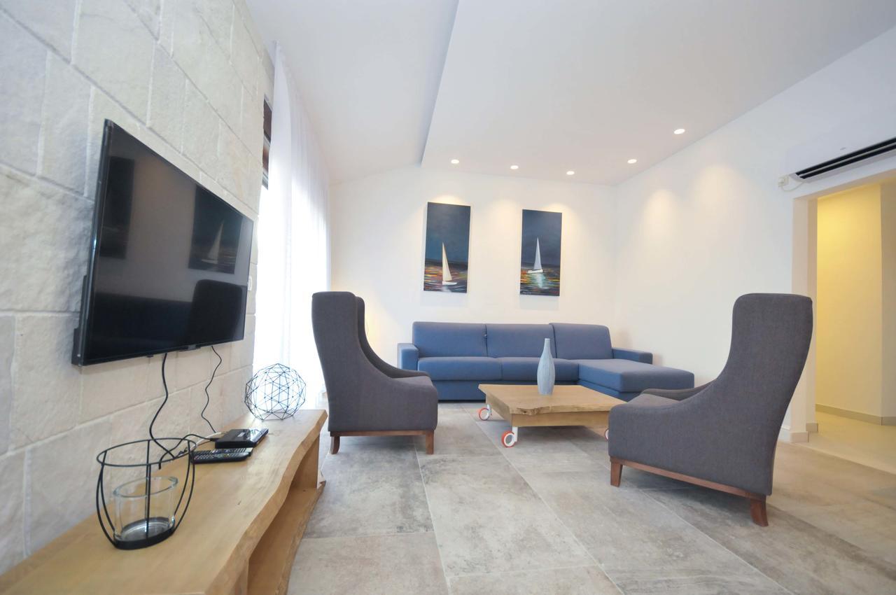 Corso Levante Luxury Suites Petrovac Exteriér fotografie