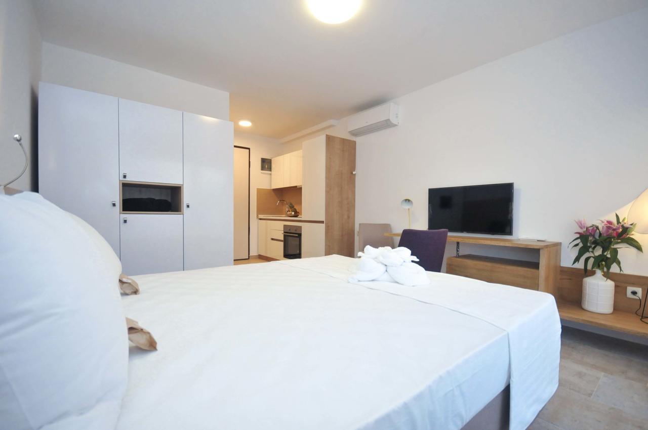 Corso Levante Luxury Suites Petrovac Exteriér fotografie