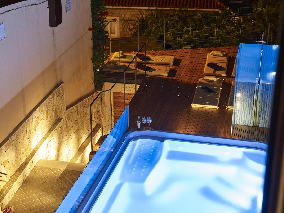 Corso Levante Luxury Suites Petrovac Exteriér fotografie